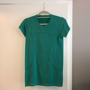 Lululemon swiftly tech tee